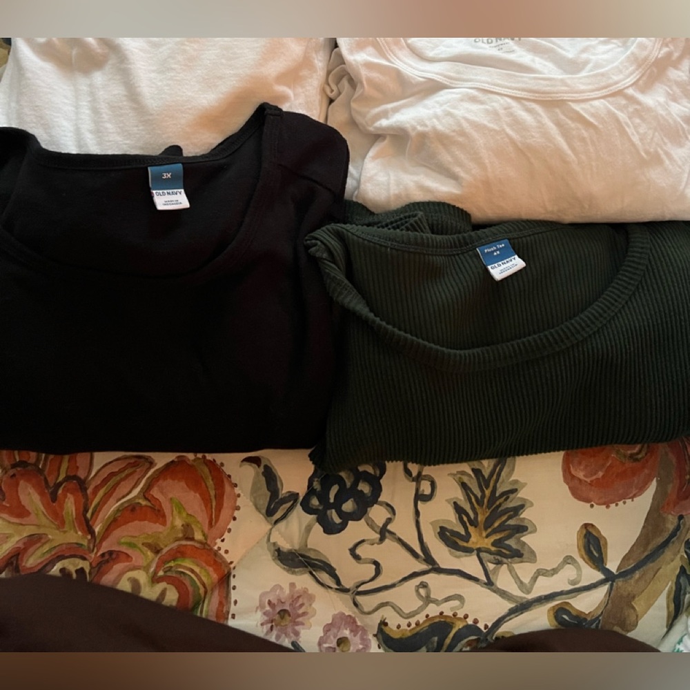 Lot of 6 LS Old Navy t- shirts